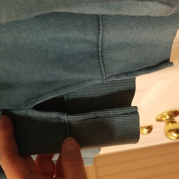 TIME and TRU Sweatshirt size XL (16-18) - Picture 5 of 7